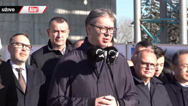 Predsednik Vučić obilazi završne radove na vijaduktu kod Vrbasa