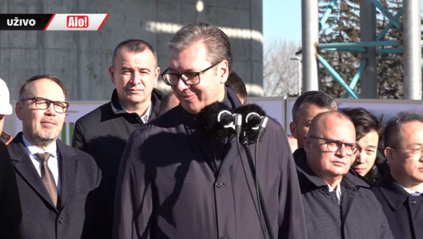 Predsednik Vučić obilazi završne radove na vijaduktu kod Vrbasa