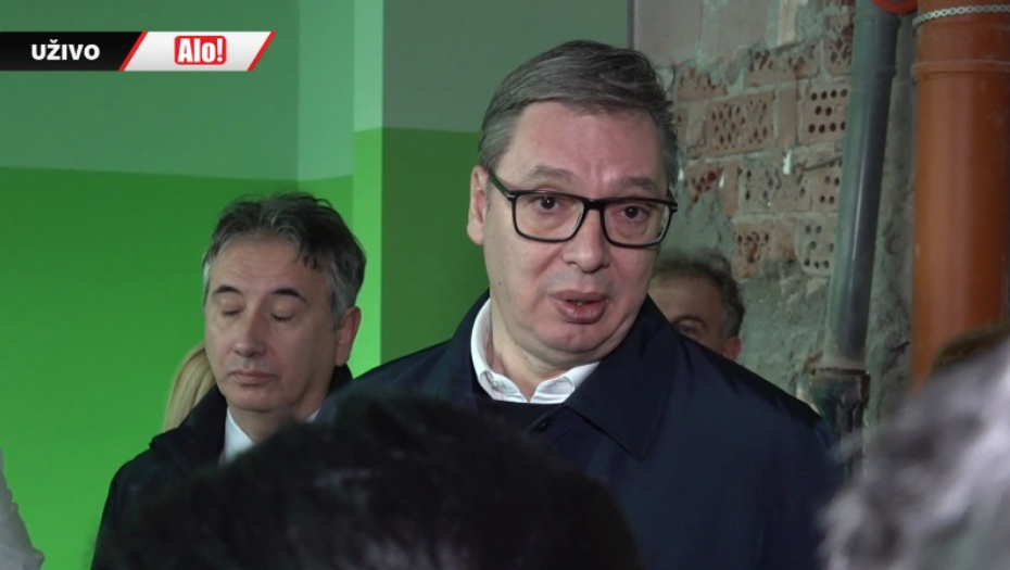 Vučić obilazi radove na rekonstrukciji Opšte bolnice u Vranju