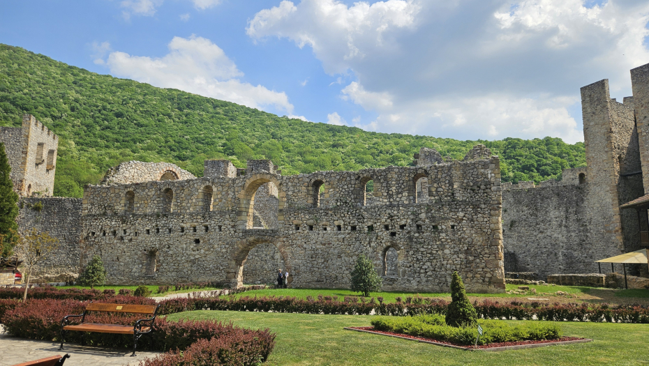 MANASTIRI SRBIJE Zadužbine kraljeva i vladara (FOTO)