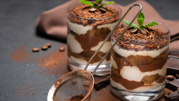 tiramisu u čaši