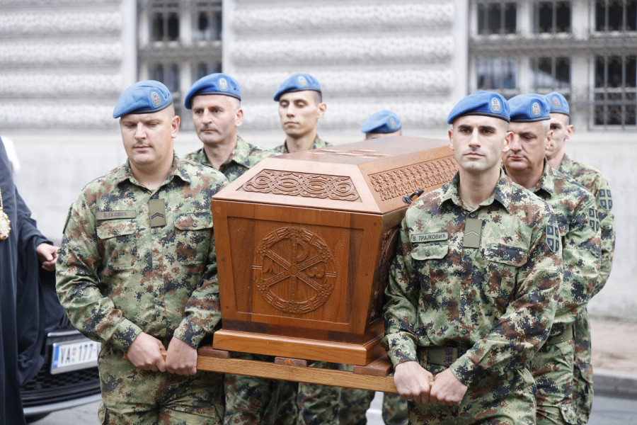 Vaznesenjska crkva u Beogradu celivanje mođtiju