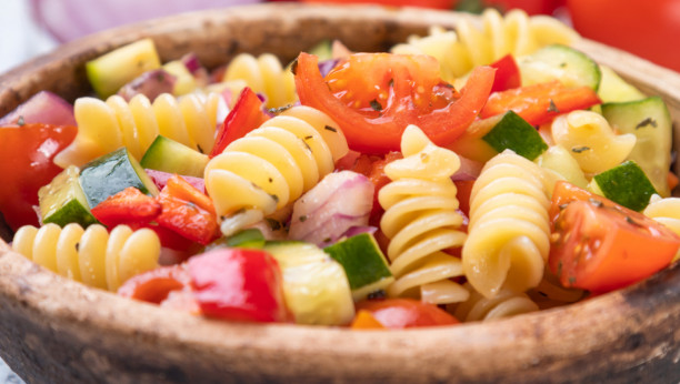 posna pasta salata