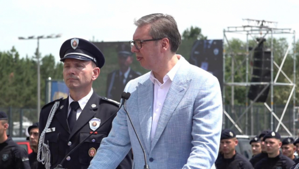 Predsednik Vučić prisustvuje centralnoj svečanosti povodom obeležavanja dana MUP-a i Dana policije