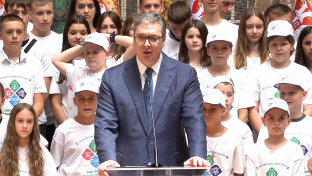 Predsednik Vučić prima decu srpske nacionalnosti iz regiona i dijaspore