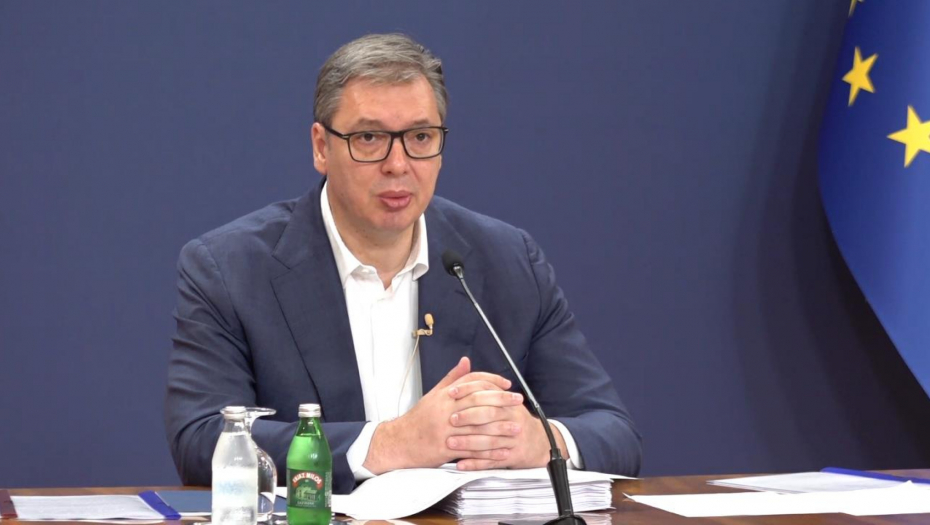 Predsednik Republike Srbije Aleksandar Vučić se obraća javnosti