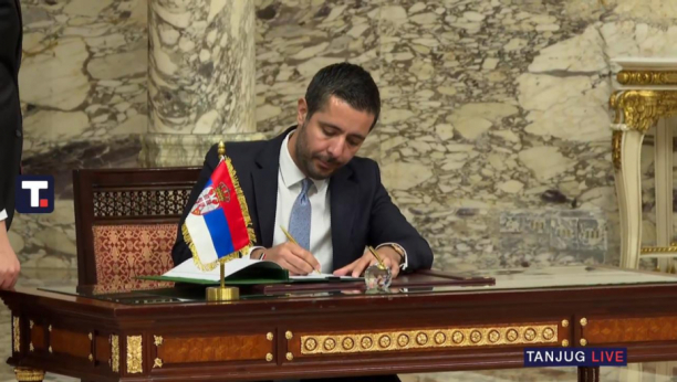 Potpisivanje bilateralnih dokumenata u prisustvu predsednika Vučića i Abdela Fataha al Sisija