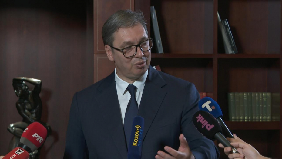 Obraćanje predsednika Vučića iz Egipta