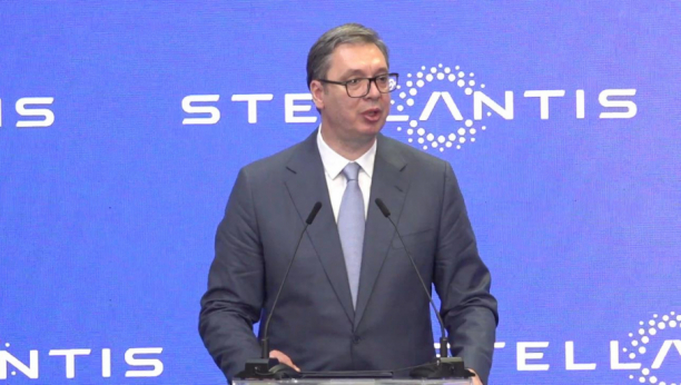 Predsednik Vučić obilazi radove na obilaznici oko Kragujevca