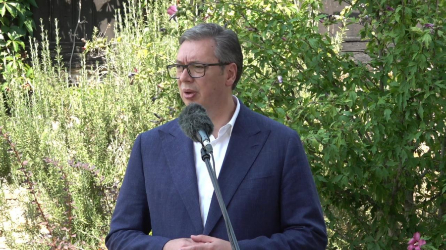 Predsednik Vučić dočekuje predsednicu Severne Makedonije