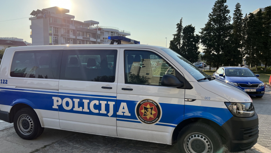 policija