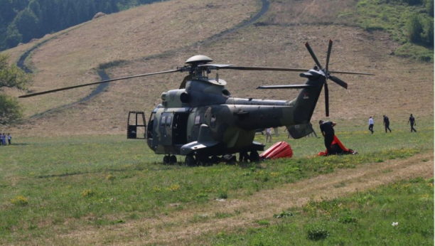 helikopter na tjentištu