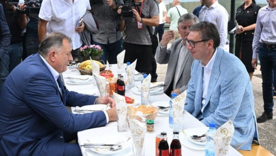 Aleksandar Vučić i Milorad Dodik