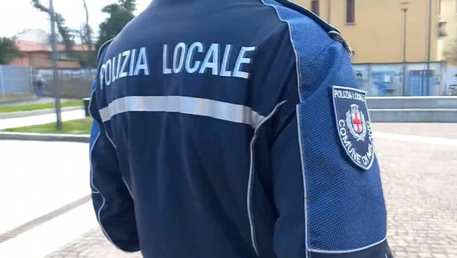 policija