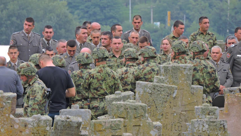 Sahrana Raška Stradala porodica