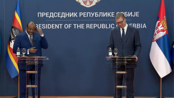 Ceremonija razmene sporazuma uz prisustvo predsednika Vučića i NjKV Msvatija III i izjave za medije