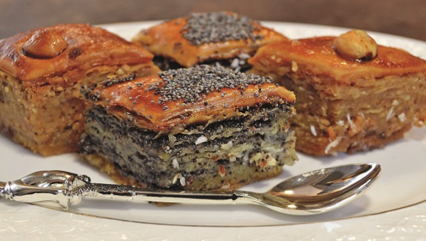 baklava sa makom