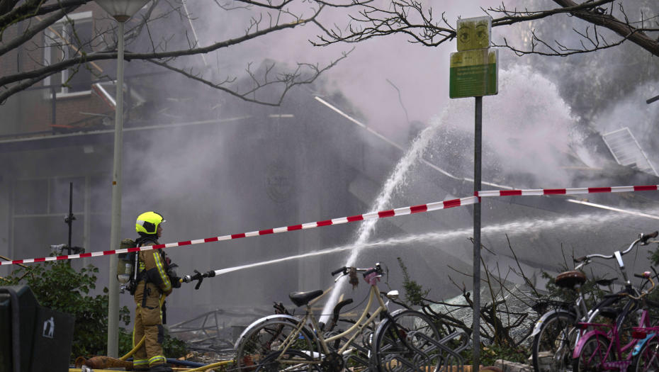 AP Photo/Phil Nijhuis