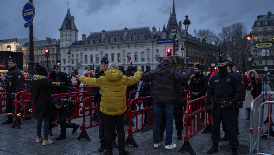 AP Photo/Bernat Armangue