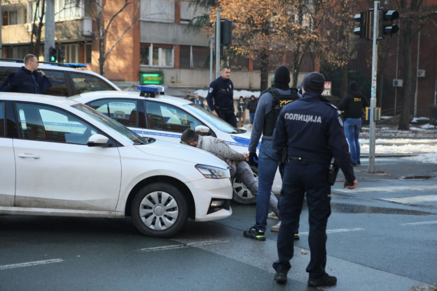 Potera i pucnjava u Bulevaru kralja Aleksandra