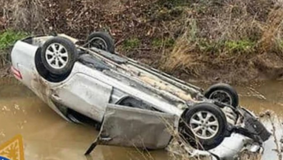 DRAMA U KANALU Žena ZAROBLJENA POD VODOM, a onda se pojavio heroj – potez koji je sve ostavio bez daha! (VIDEO) - Alo.rs