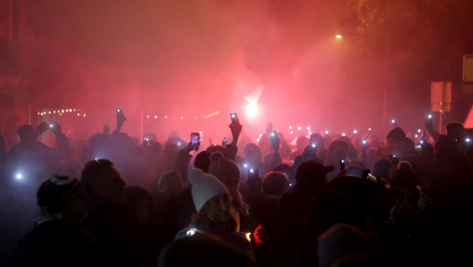 STRANE SLUŽBE NAPRAVILE TRAJNI PLAN ZA STUDENTE? Ozbiljna logistika i obilan propagandni materijal – STUDENTI, ODAKLE?!