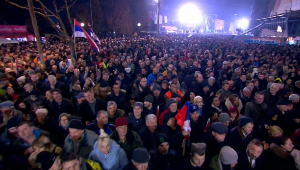 Jagodina novi pokret sns miting