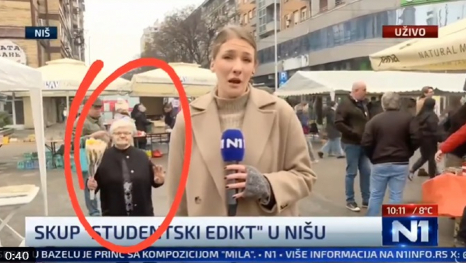 STUDENTKINJA OD 80 GODINA IGRA NA KOMEMORATIVNOM SKUPU! "Brucoškinja" ovako odaje poštu stradalima (VIDEO)