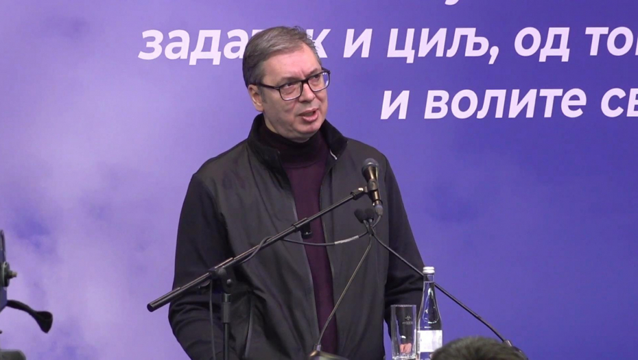 SAMO VUČIĆ IMA ŽIVACA ZA BANDU KOJA BI DA RUŠI DRŽAVU Svi pričaju o Trampovoj pretnji studentima