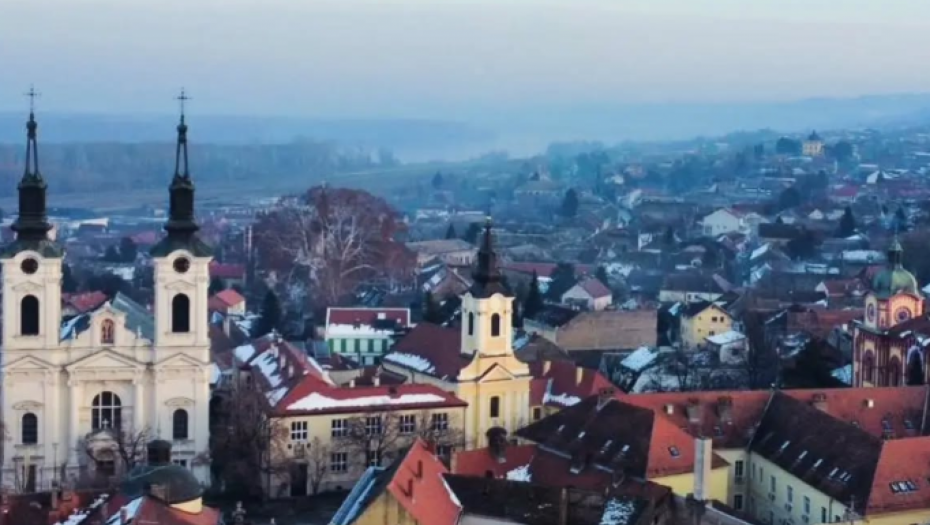 OTKRIJTE SREMSKE KARLOVCE Grad koji priča priču o prošlim vremenima