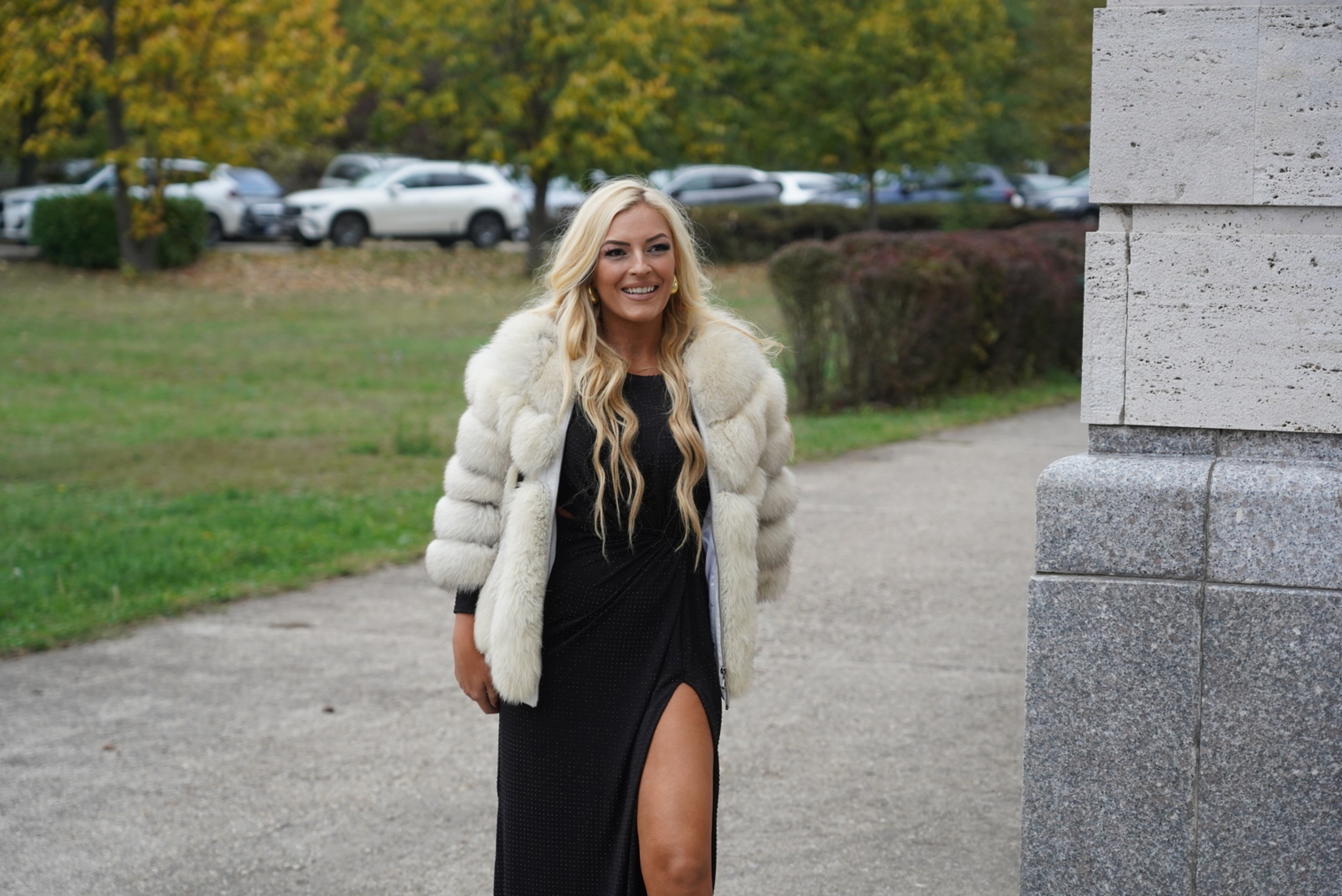 KO JE ZAPRAVO GOGA GAČIĆ? Bila članica fatalne ženske grupe, a svi se sećaju njene veze sa Gastozom!