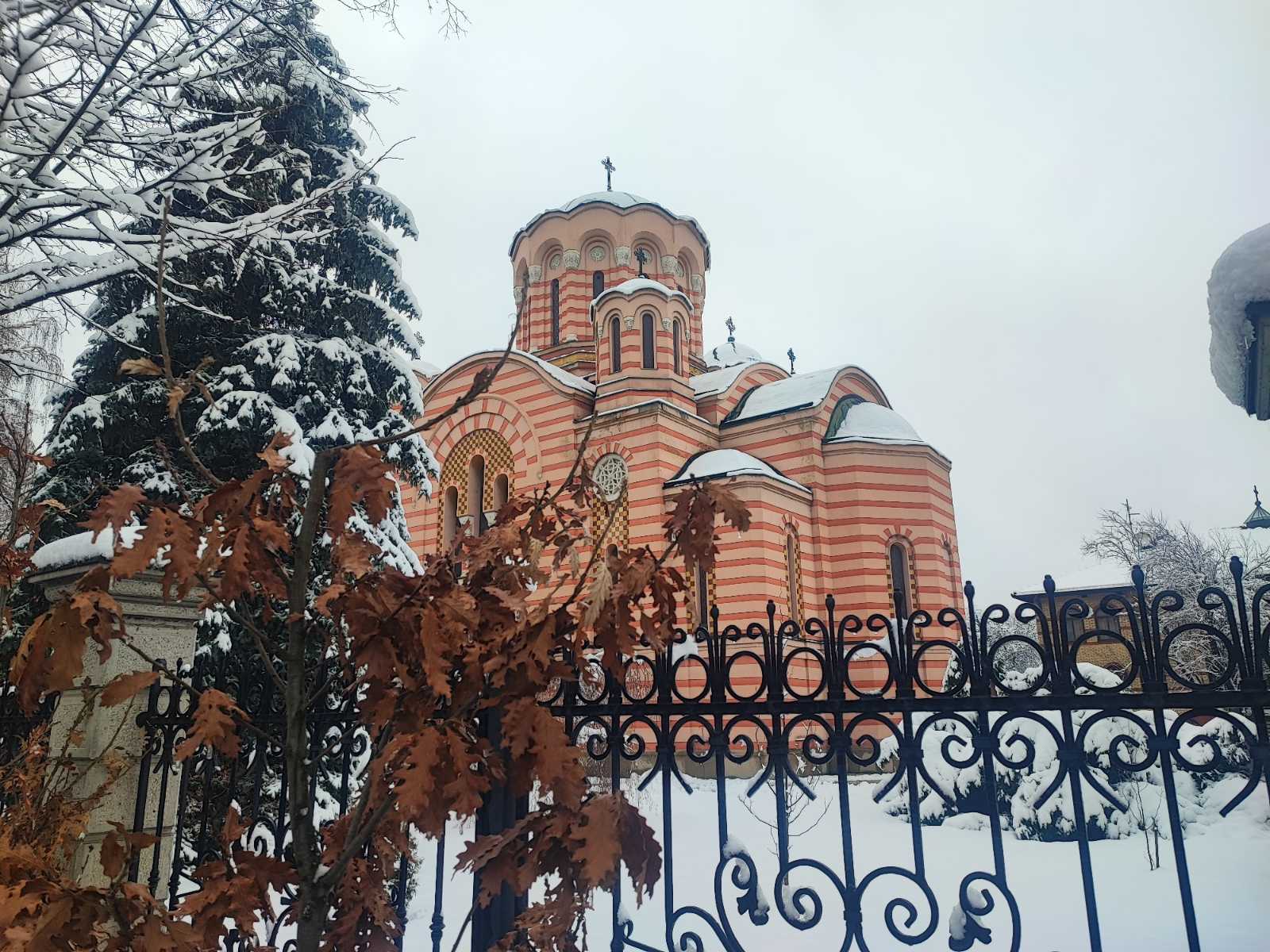 Večeras je Srpska nova godina: običaji koji prizivaju sreću