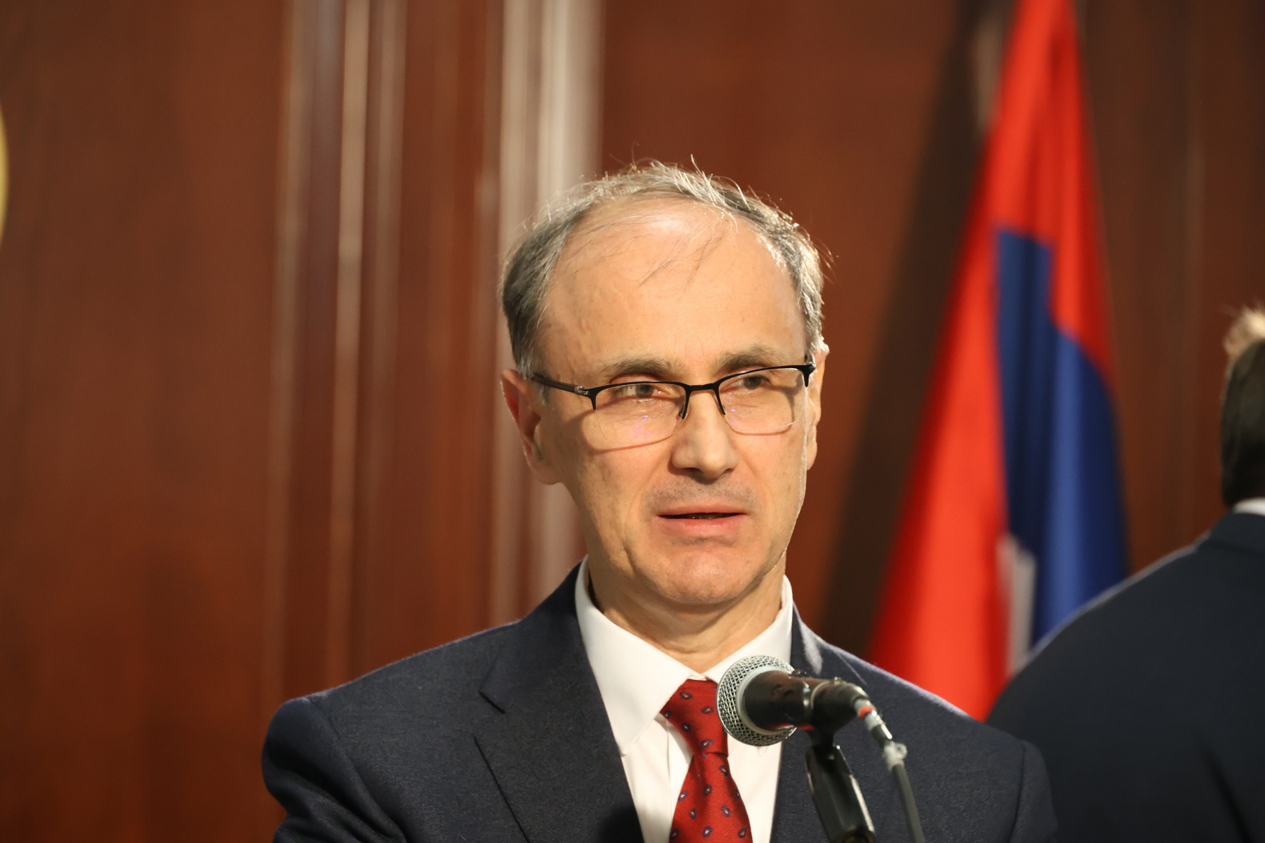 "AKO TRAMP NAPADNE KINU..." Šešelj otkrio najveću pretnju