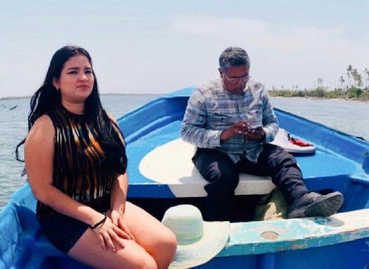 NA PRVI POGLED OBIČAN PAR, ALI DETALJ NA SNIMKU LEDI KRV U ŽILAMA Video sa 600.000 pregleda postao hit!