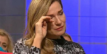 "TELO MI OTIČE, NE MOGU DA SE UMIJEM SAMA" Jelena Tomašević godinama nije znala da boluje od ove bolesti!