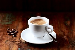 326 EVRA ZA KAFU Ogromna cena za malu šolju - čovek koji stoji iza ove ideje obećava da ne ostaje gorak ukus