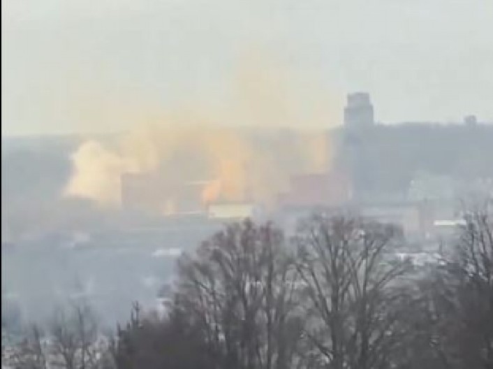 EKSPLOZIJE U KIJEVU, ZATVOREN UKRAJINSKI PARLAMENT! Ruski napadi širom Ukrajine - poslanicima rečeno da se SKLONE NA SIGURNO