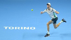 ŠETNJA DO FINALA Janik Siner lako protiv Ruda, igraće za prvi trofej Završnog mastersa