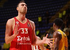 GRČKA U NEVERICI Milutinov bi mogao da napusti Olimpijakos i izazove NEVIĐENI zemljotres