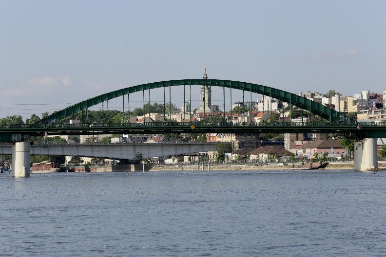PONOVO PUŠTEN SAOBRAĆAJ U NOVOM REŽIMU SA NOVOBEOGRADSKE STRANE STAROG SAVSKOG MOSTA U ZEMUNSKOJ ULICI