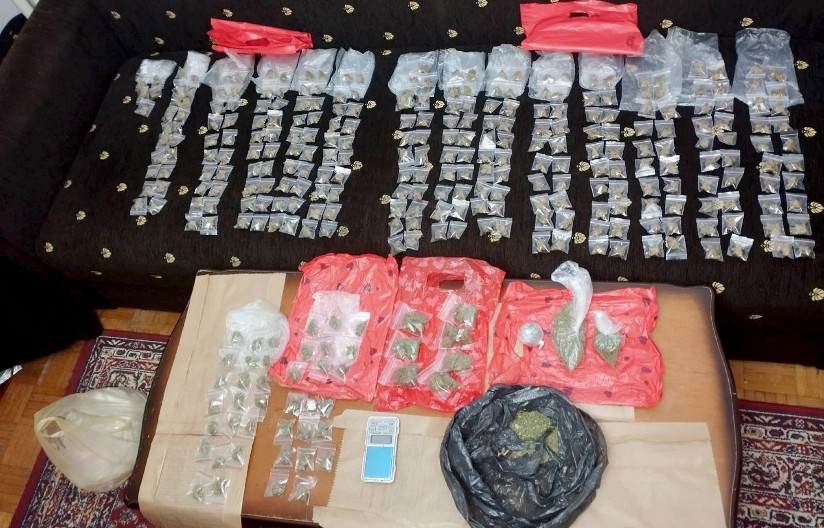 INTERVENTNU NIJE USPEO DA PREVARI Zaustavili muškarca, našli mu jedan paketić, a onda... JOŠ 318 KOMADA