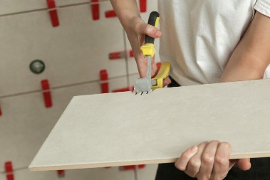 ZANATLIJE SVE TRAŽENIJE Cenu određuje težina radova, a mnogi mesečno zarade i do 3.000 evra