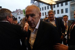 Operisan Dragan Džajić!