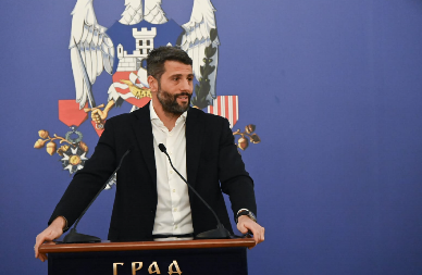 ŠAPIĆ: POČINJE PODELA NOVOGODIŠNJIH VAUČERA OD 6.000 DINARA ZA SVU DECU BEOGRADA Grad će imati i tri nova kružna toka u centru Beograda