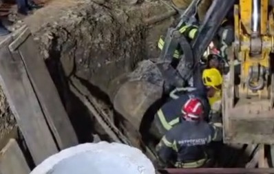 OTKOPAVAO JE KOLEGI GLAVU DA SE NE BI UGUŠIO Jezivi detalji drame u Lazarevcu, ovo je razlog urušavanja zemlje na radnika