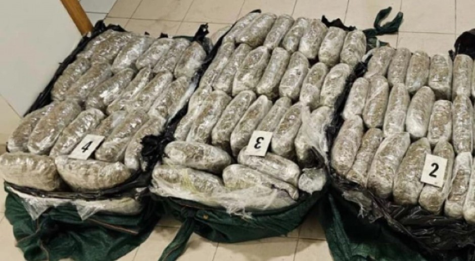 VELIKA AKCIJA POLICIJE U BEOGRADU Zaplenjeno 35 kilograma droge i dosta novca - FILMSKA AKCIJA, KAMION PRATILI OD...