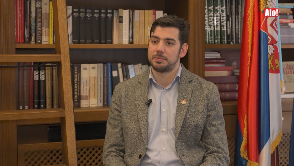 AKO SU IZBORI KAO SLAGALICA, ONDA DOS, ČANAK I JEŠIĆ NIKADA NEĆE POBEDITI Aleksa Grubešić o zakulisnim igrama oko “vojvođanskog pitanja”