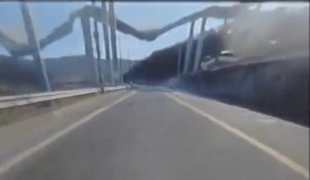 UZNEMIRUJUĆ VIDEO OBRUŠAVANJA MOSTA U JUŽNOJ KOREJI Kontrukcija zatrpala radnike, ima mrtvih!