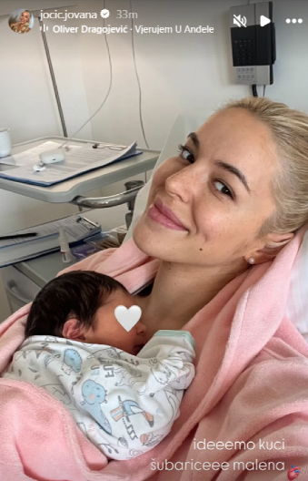 PRVA FOTOGRAFIJA SA SINOM! Bila je sa dva poznata pevača, a sada dobila dete sa njim i pokazala naslednika (FOTO)