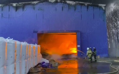 VELIKI POŽAR U SKLADIŠTU U MOSKOVSKOJ OBLASTI Gori 9.000 kvadrata (VIDEO)